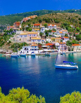 Best Greek Islands to Visit on a yacht 幸运飞行艇官网开奖查询 Charter