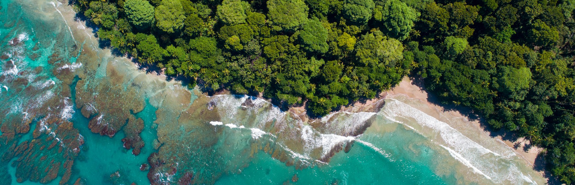 5 places to visit on a Costa Rica yacht charter