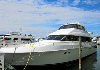 Andiamo Yacht Charter in Miami