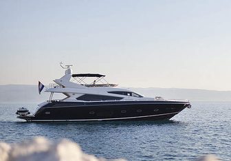 Black Mamba Yacht Charter in Santorini