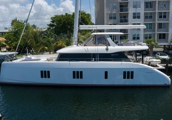 Bundalong Yacht Charter in Central America