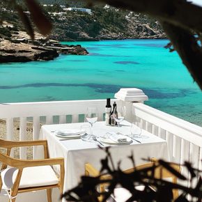 Outdoor dining area with stunning panoramic views