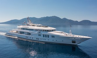 Lady Vera yacht charter Nobiskrug Motor Yacht