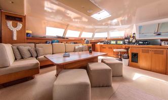 Lonestar yacht charter DRA Sail Yacht